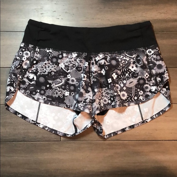 lululemon athletica Pants - Lululemon speed short *sw 2017 seawheeze